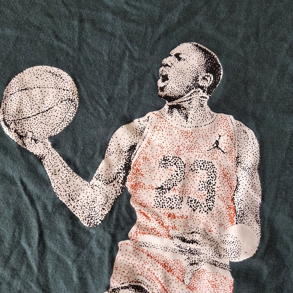 Air Jordan Big Kids' Dots Graphic T-Shirt Oxidizes Green 95D254-E18 Medium New - Picture 2 of 9